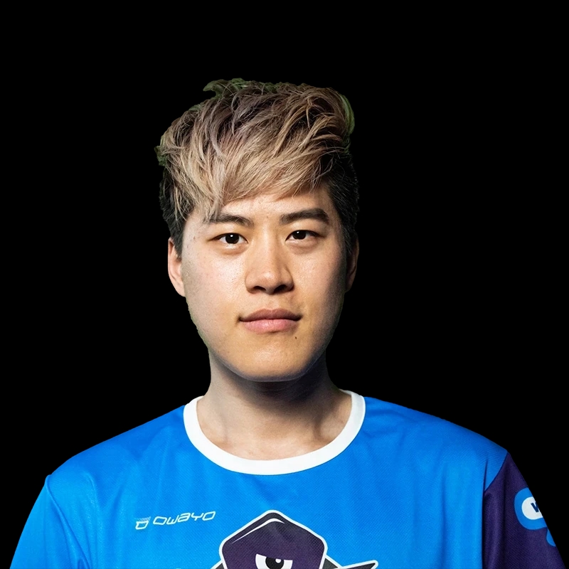 XoYnUzi