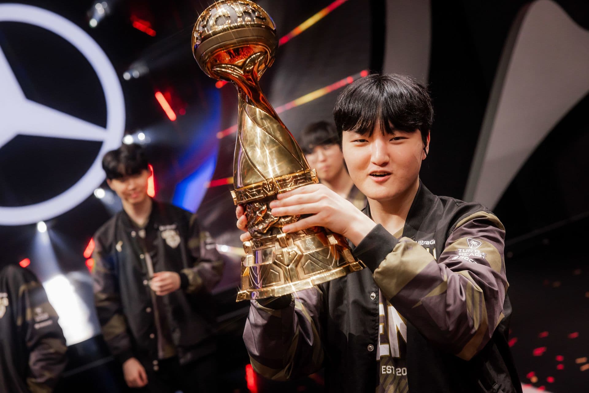 Peyz MSI 24