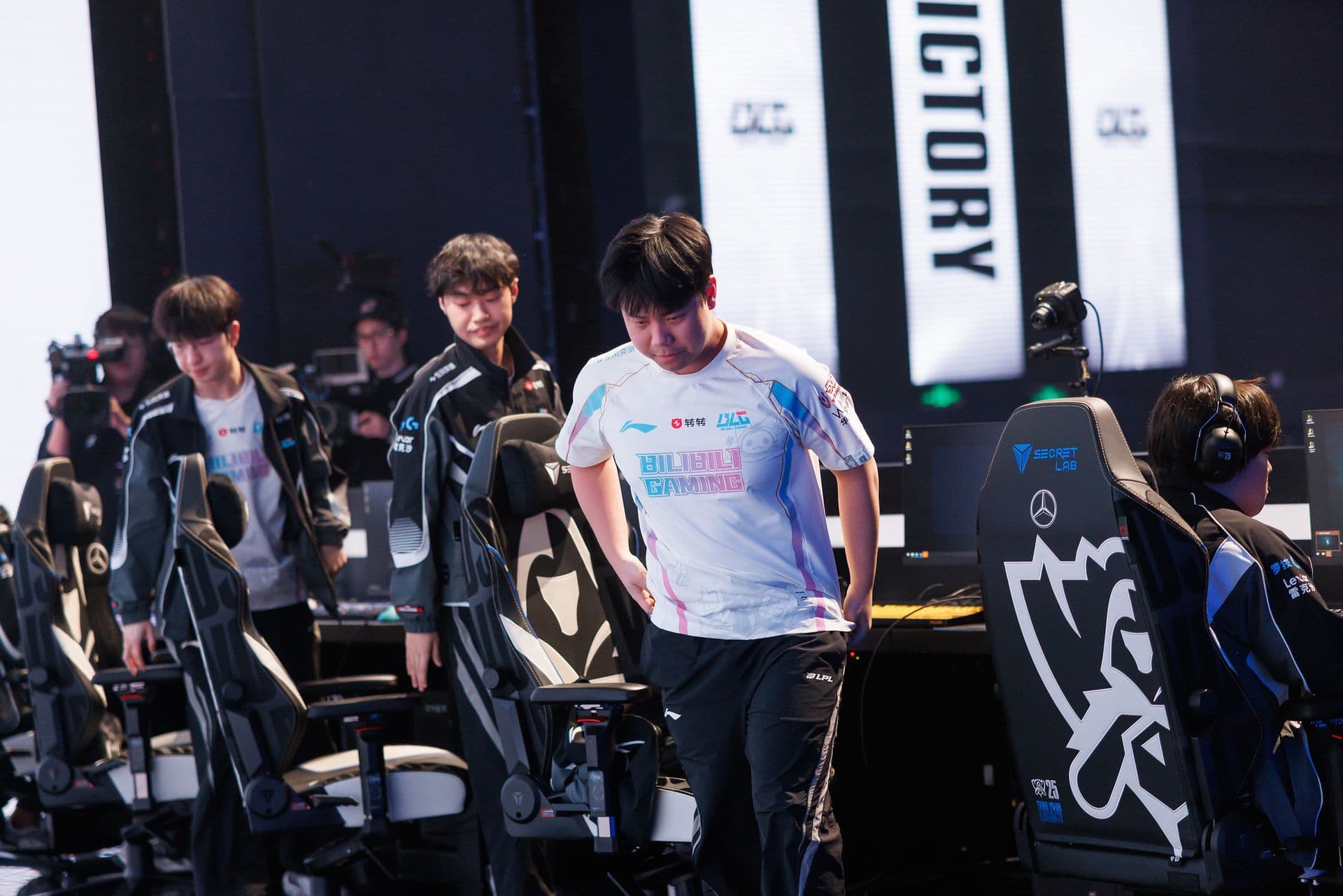BLG exiting Worlds 2025