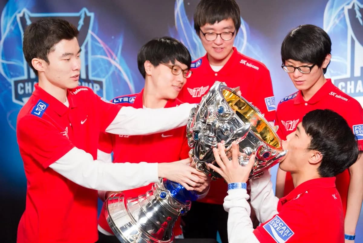 SKT 2013