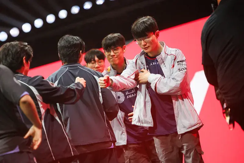 T1 win KC