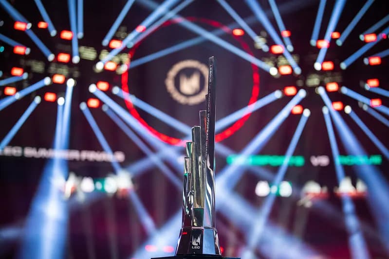 lec trophy