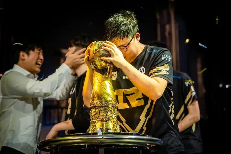 uzi msi